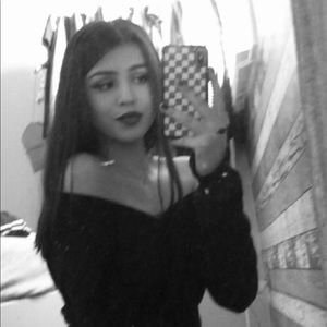 Meet your Posher, Alyssa